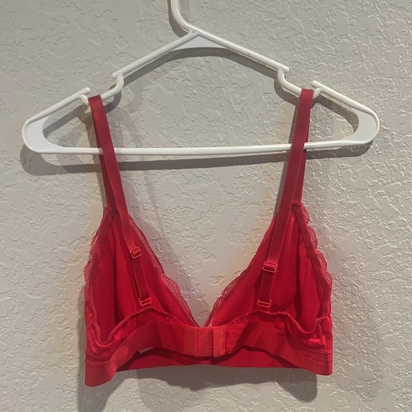 VS Pink Lace Bralette - Picture 2 of 3